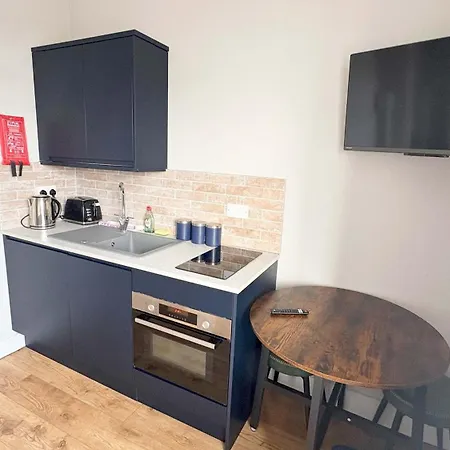 The Willow - 10 Bristol