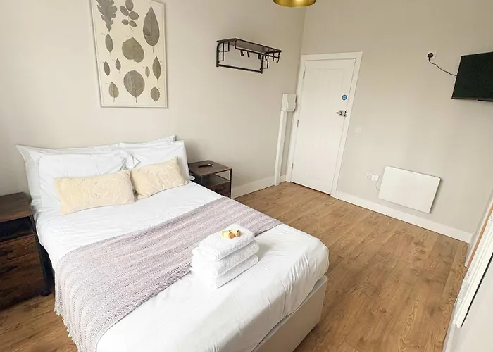 The Willow - 10 Apartment